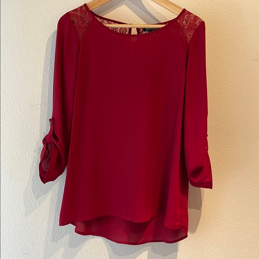 Papermoon Stitch Fix Lace Back Blouse with Cinch Sleeves, Burgundy Size M